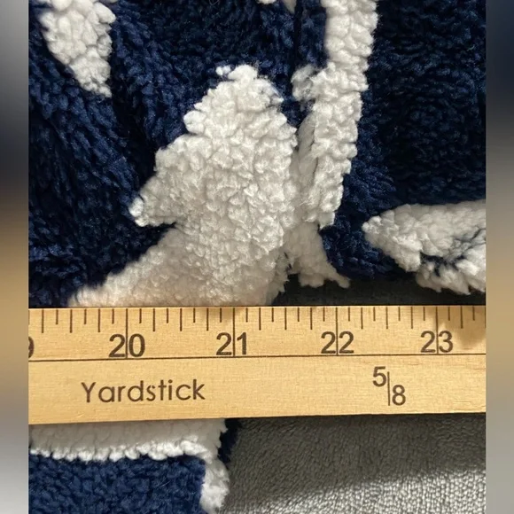 Vera Bradley Nordic Forest Fleece Sherpa Hoodie Pockets Women’s Medium NWT - Picture 3 of 9